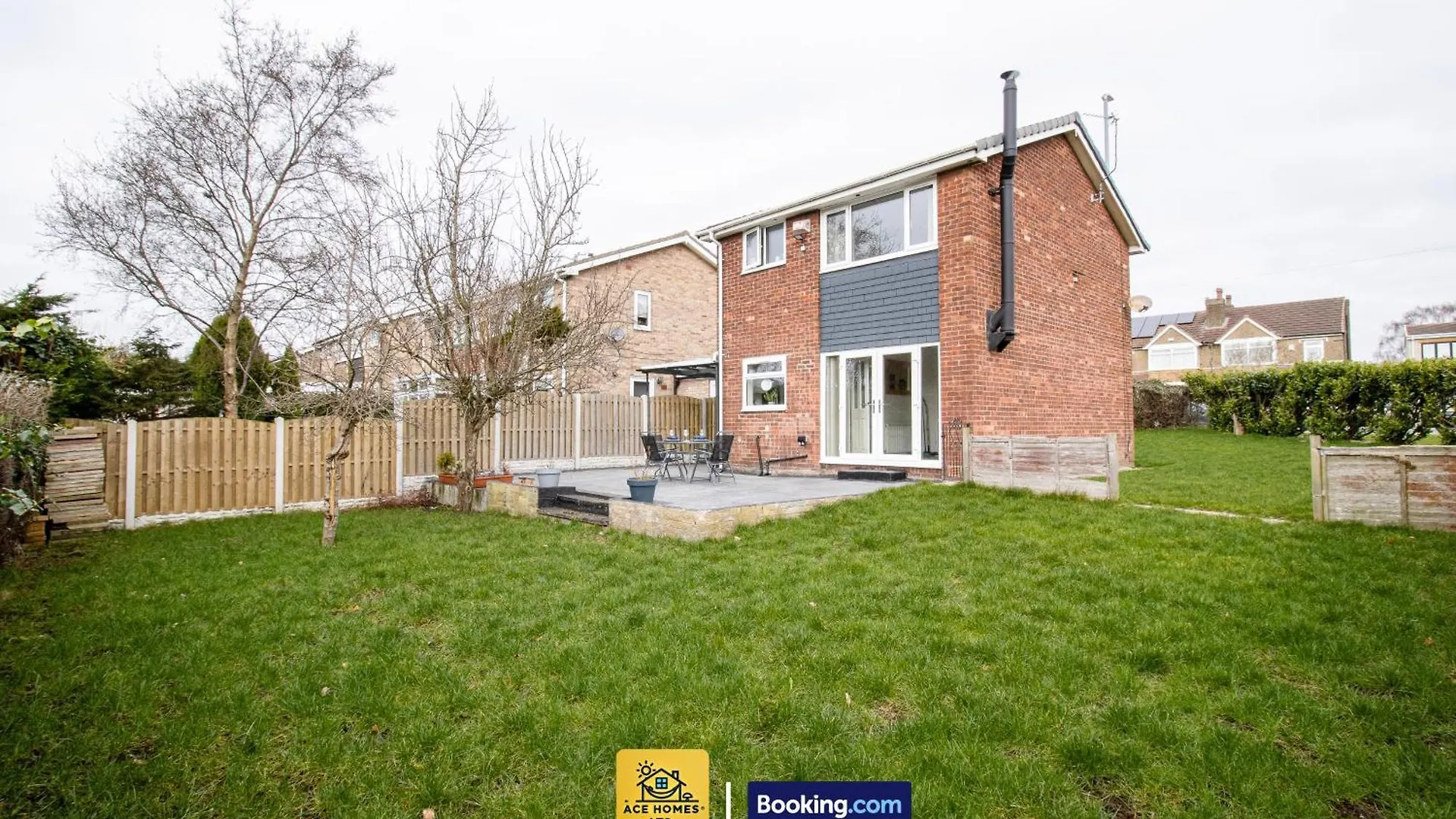 Holiday home Cosmic Pearl Villa Leeds  United Kingdom