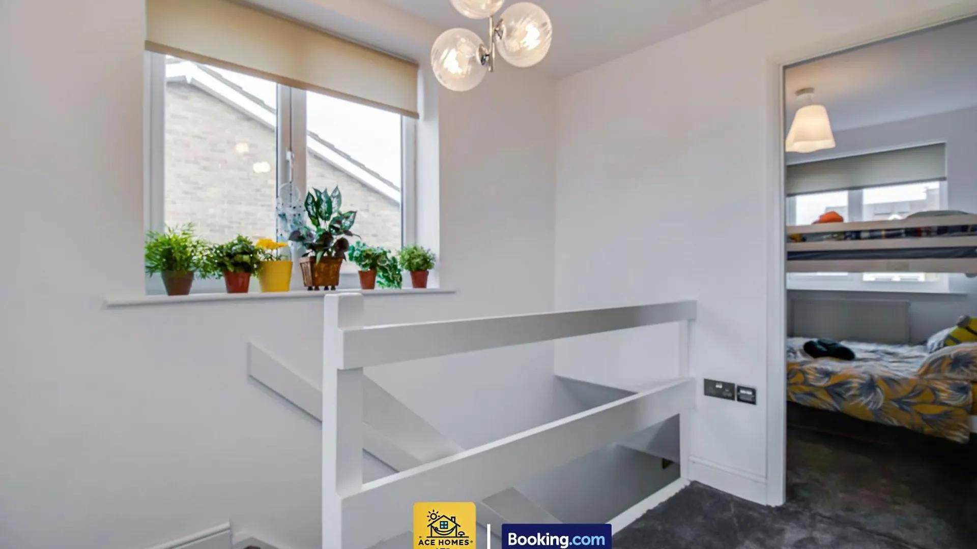 Holiday home Cosmic Pearl Villa Leeds  United Kingdom